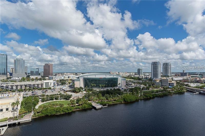 371 CHANNELSIDE WALK WAY #1401