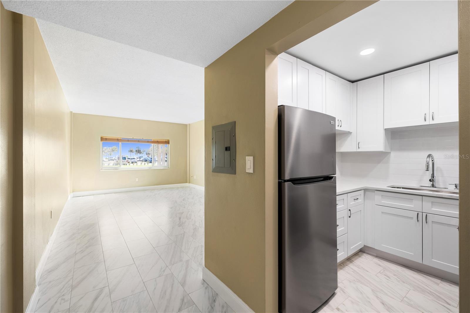 1200 N SHORE DR NE #109