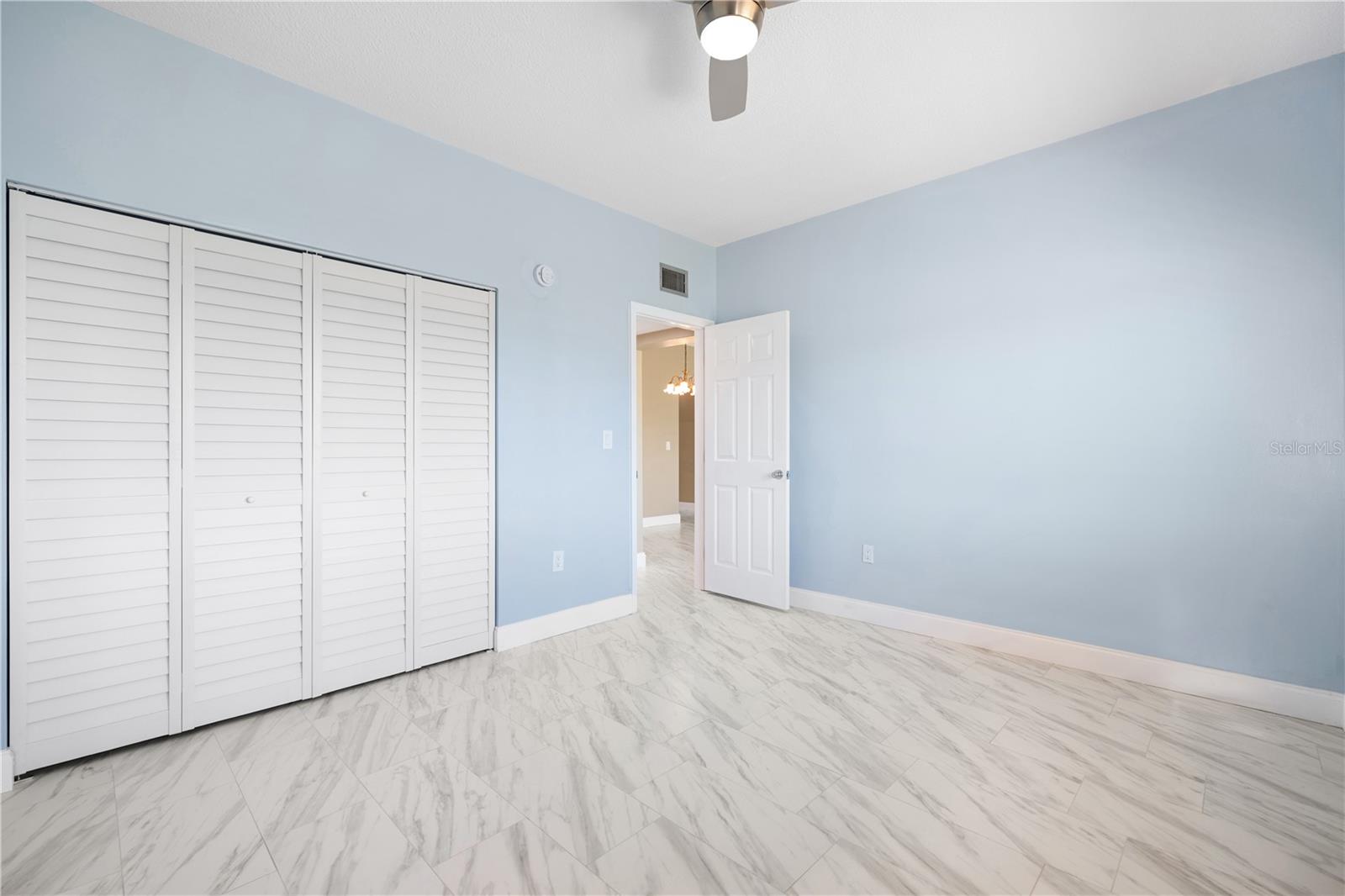 1200 N SHORE DR NE #109