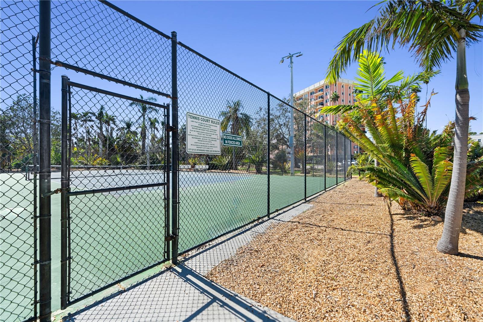 1200 N SHORE DR NE #109