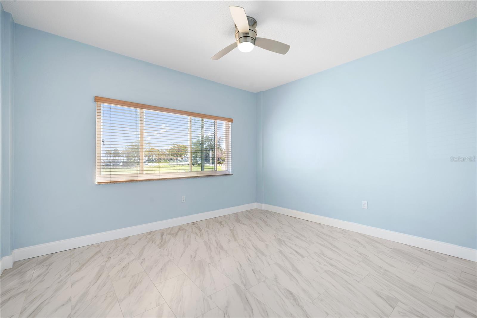 1200 N SHORE DR NE #109