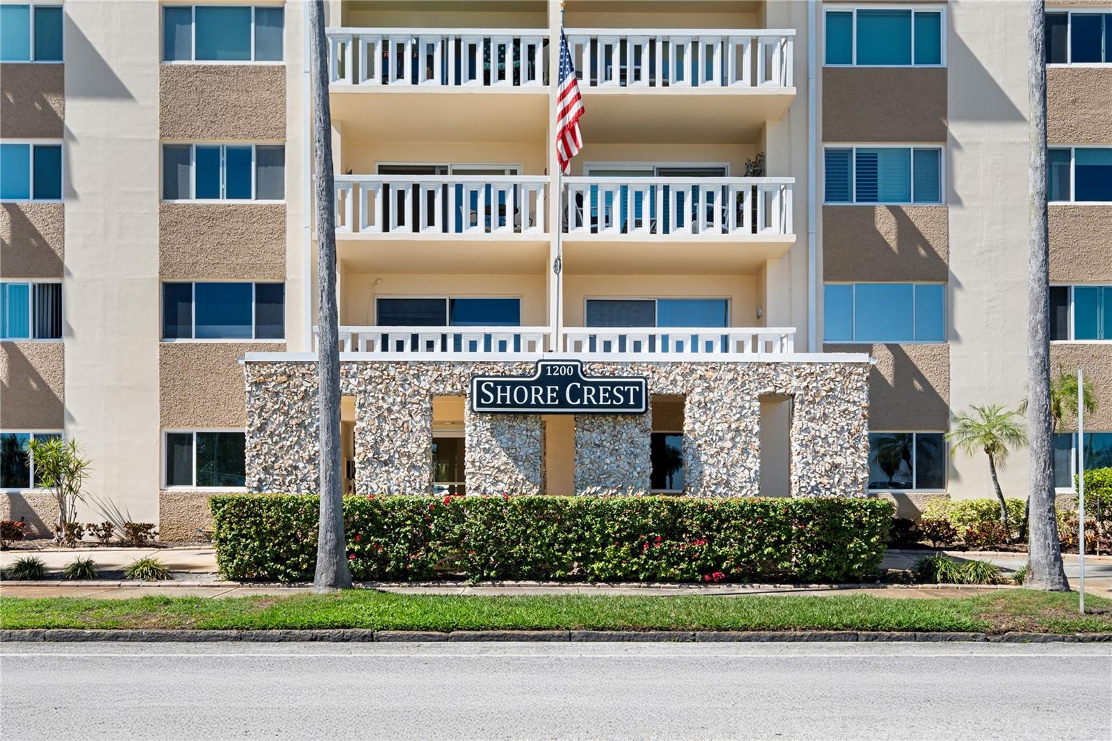 1200 N SHORE DR NE #109