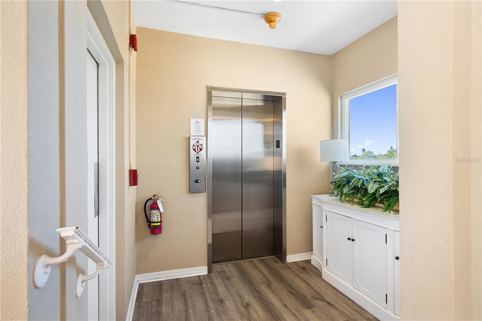 1200 N SHORE DR NE #109