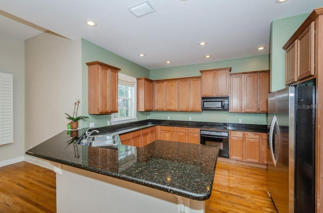 3410 W BAY VILLA AVE