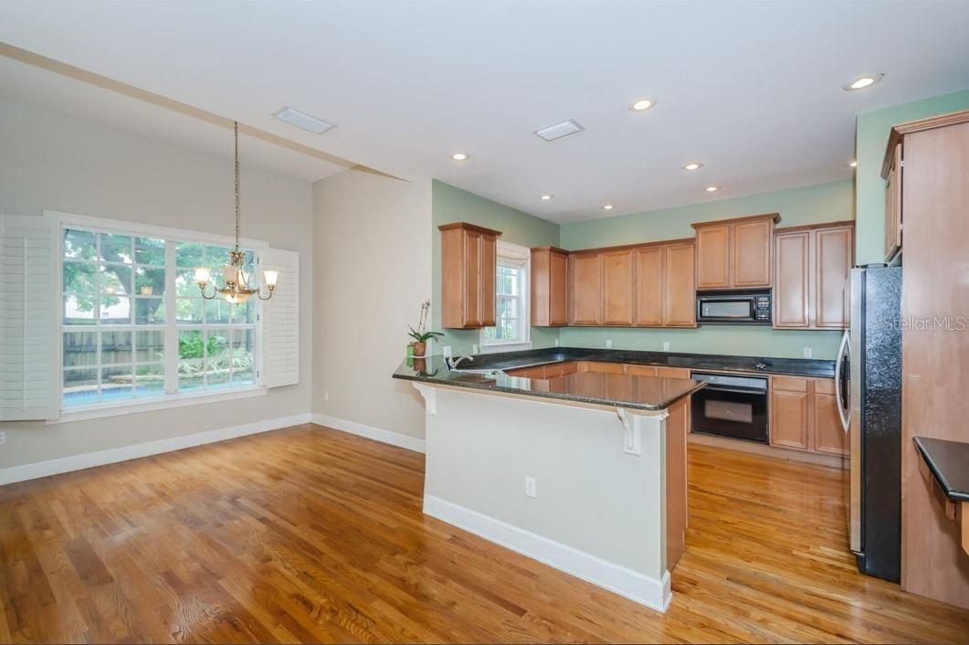 3410 W BAY VILLA AVE