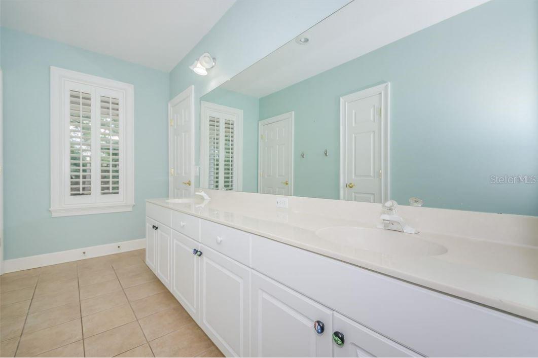 3410 W BAY VILLA AVE