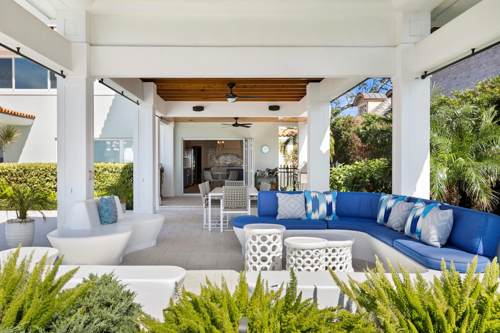 611 BRIGHTWATERS BLVD NE