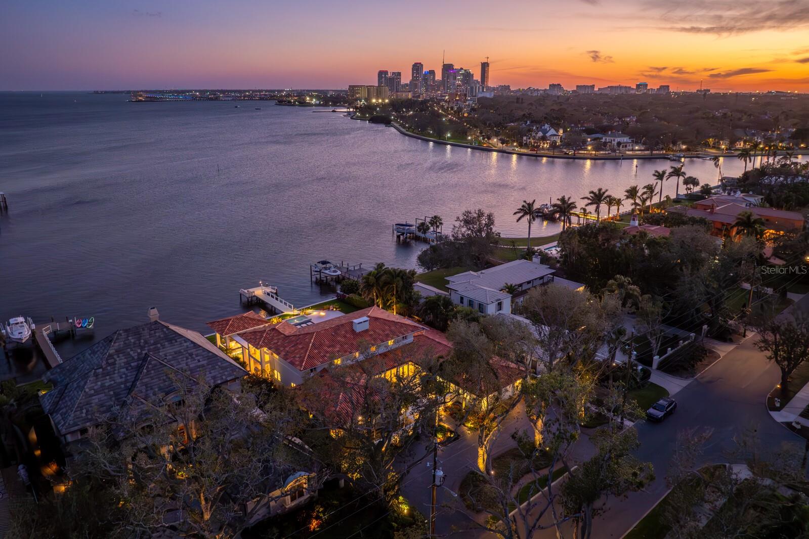 611 BRIGHTWATERS BLVD NE