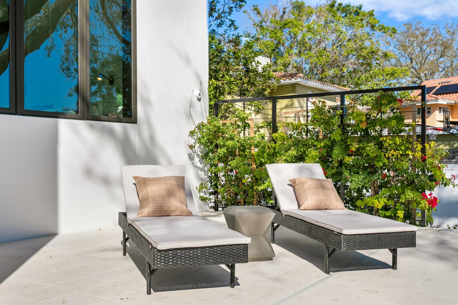 1401 BRIGHTWATERS BLVD NE