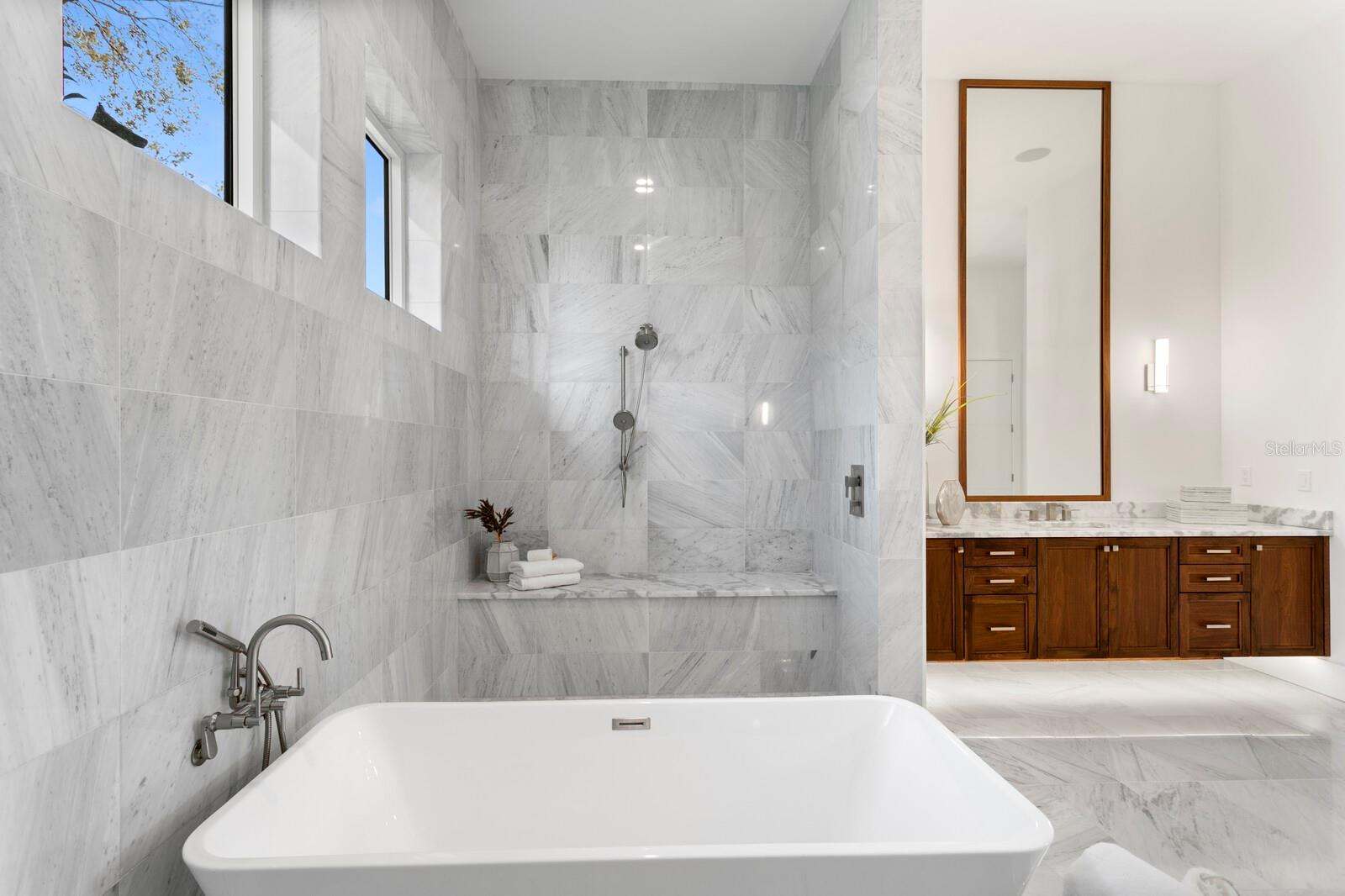 1401 BRIGHTWATERS BLVD NE