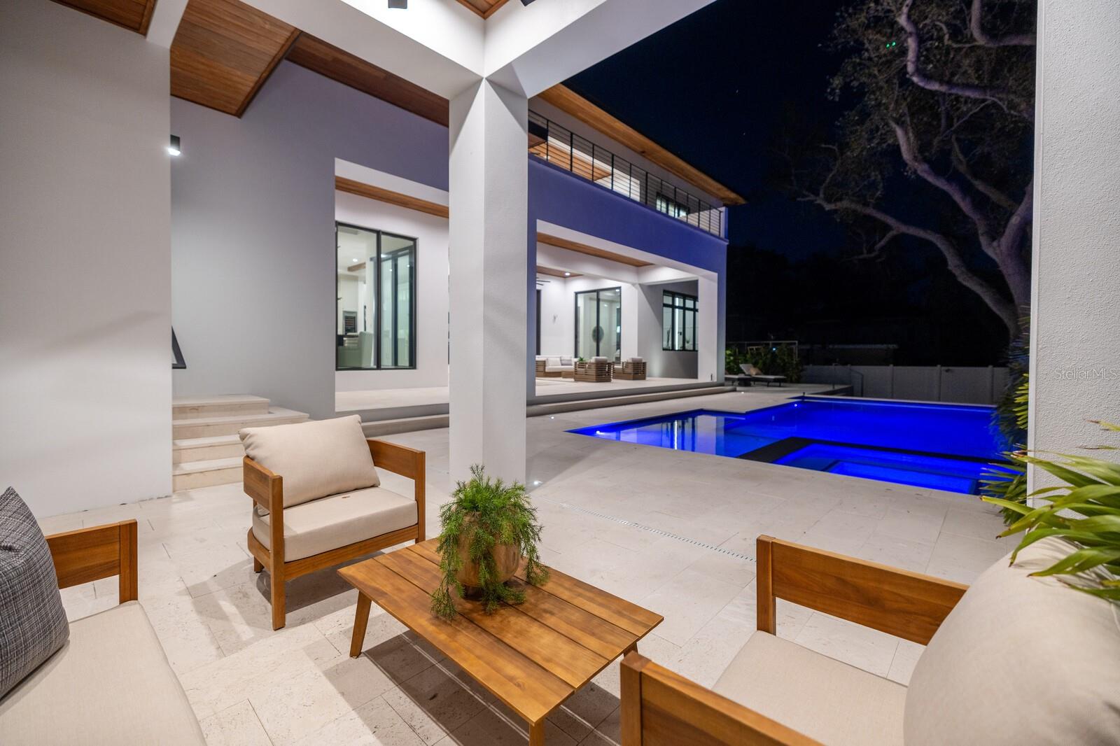 1401 BRIGHTWATERS BLVD NE