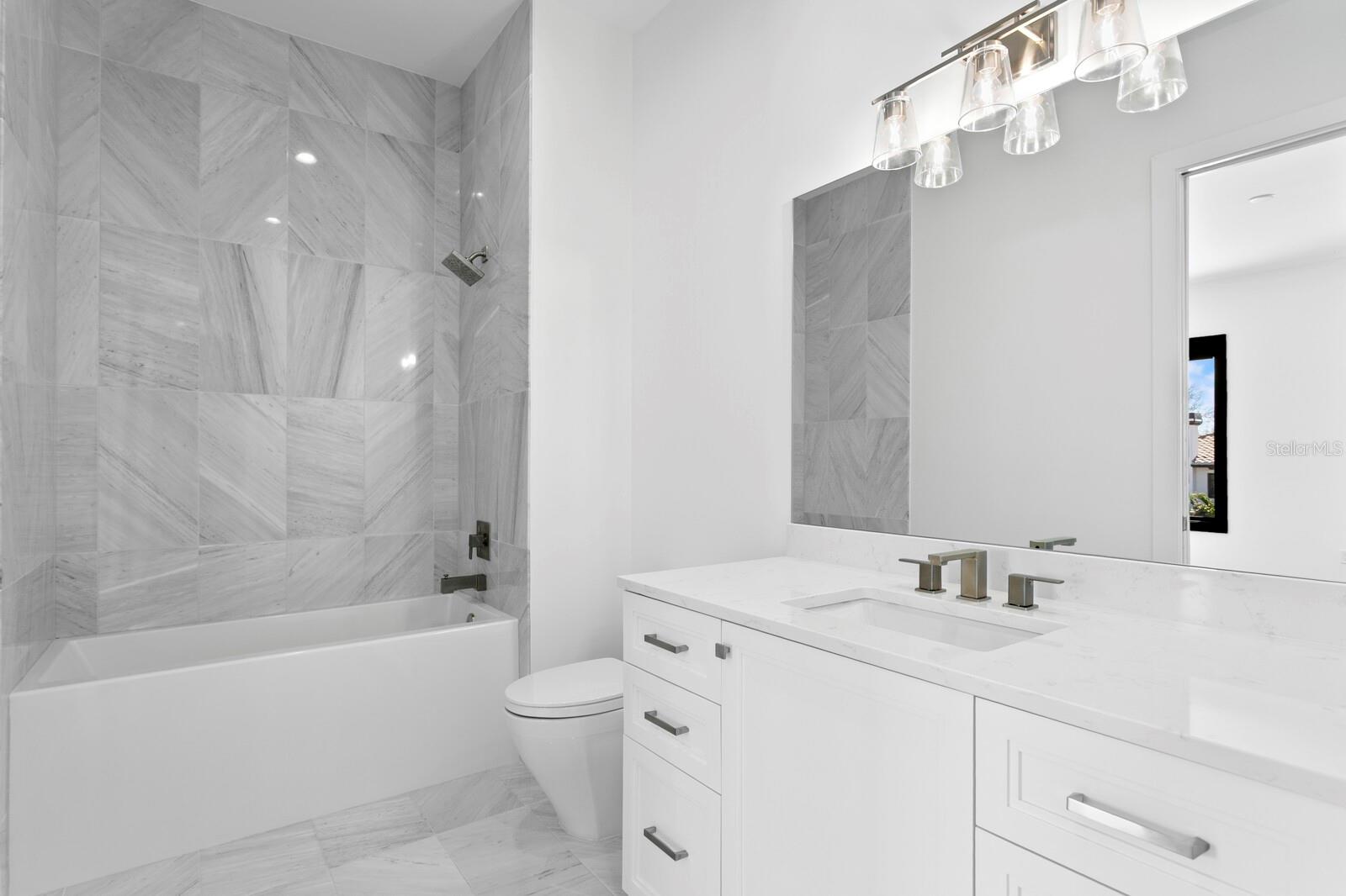 1401 BRIGHTWATERS BLVD NE