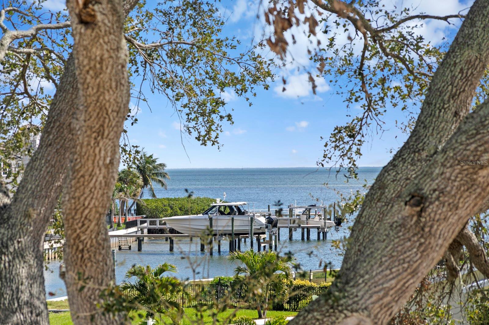 1401 BRIGHTWATERS BLVD NE