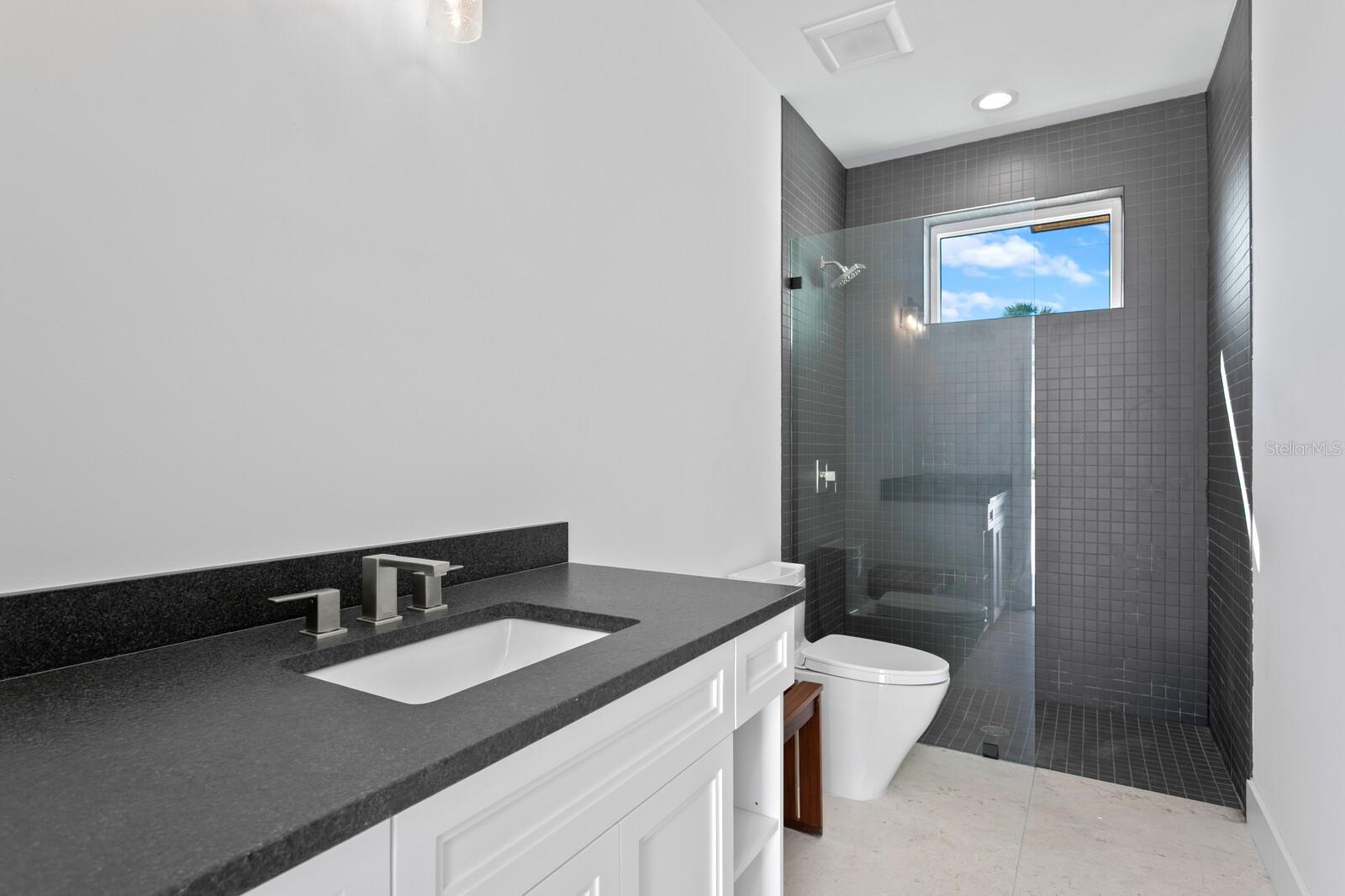 1401 BRIGHTWATERS BLVD NE