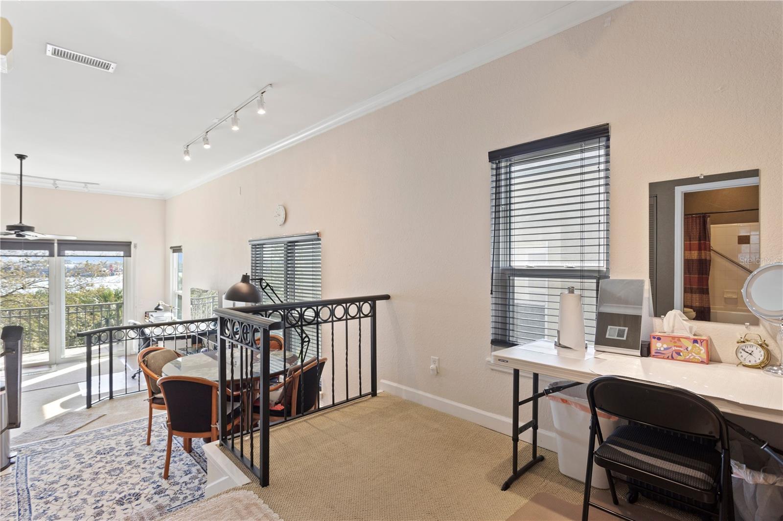 732 CORAL REEF DR #732