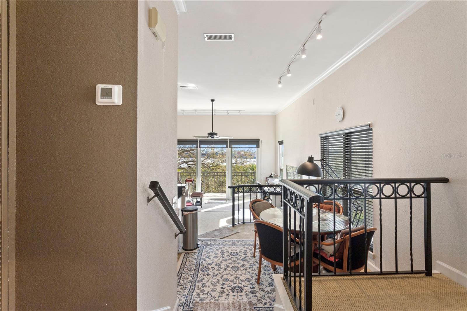 732 CORAL REEF DR #732