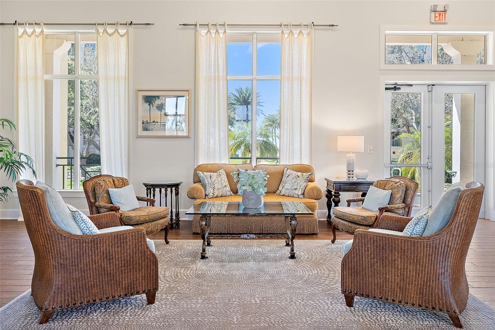 4801 OSPREY DR S #404