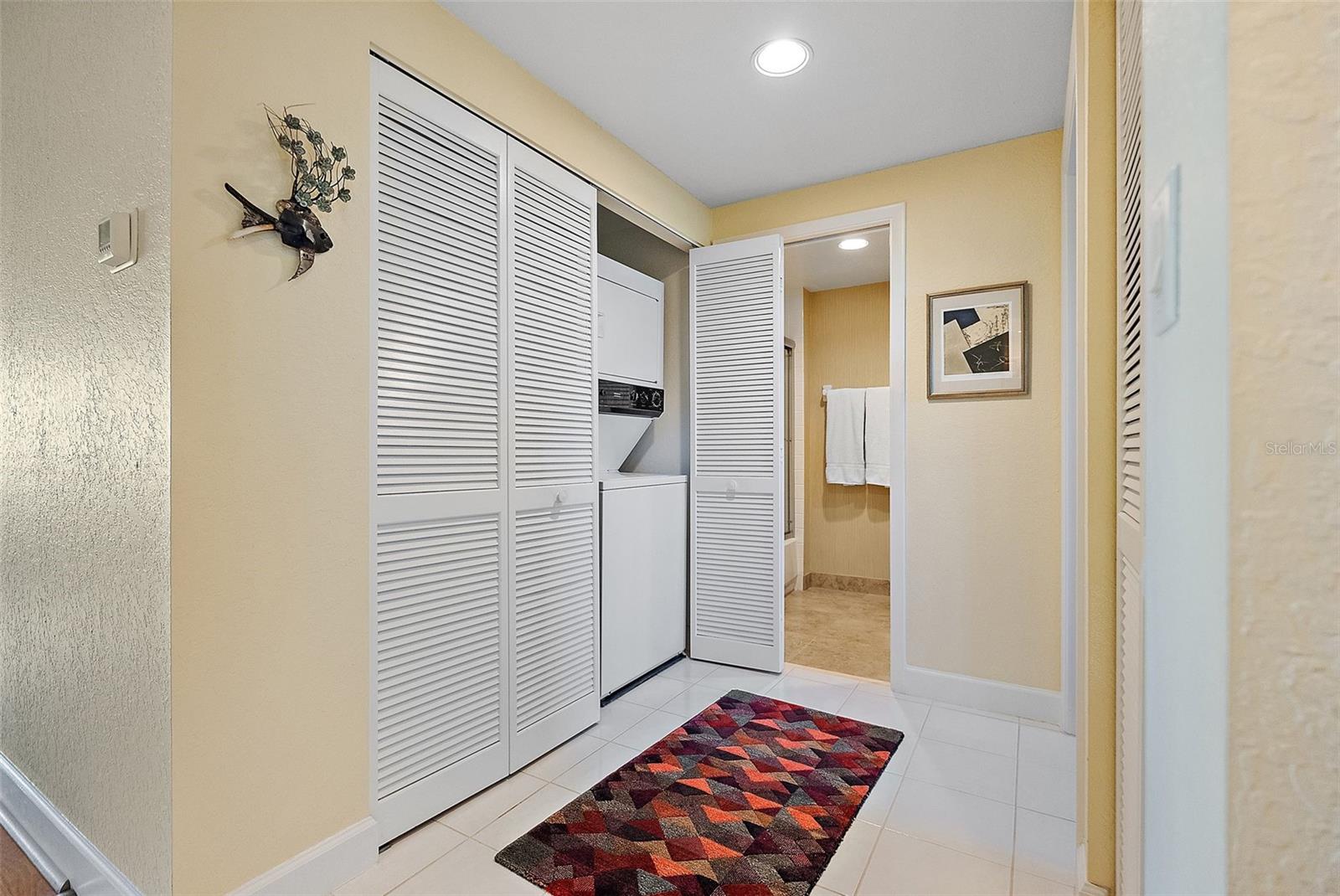 4801 OSPREY DR S #404