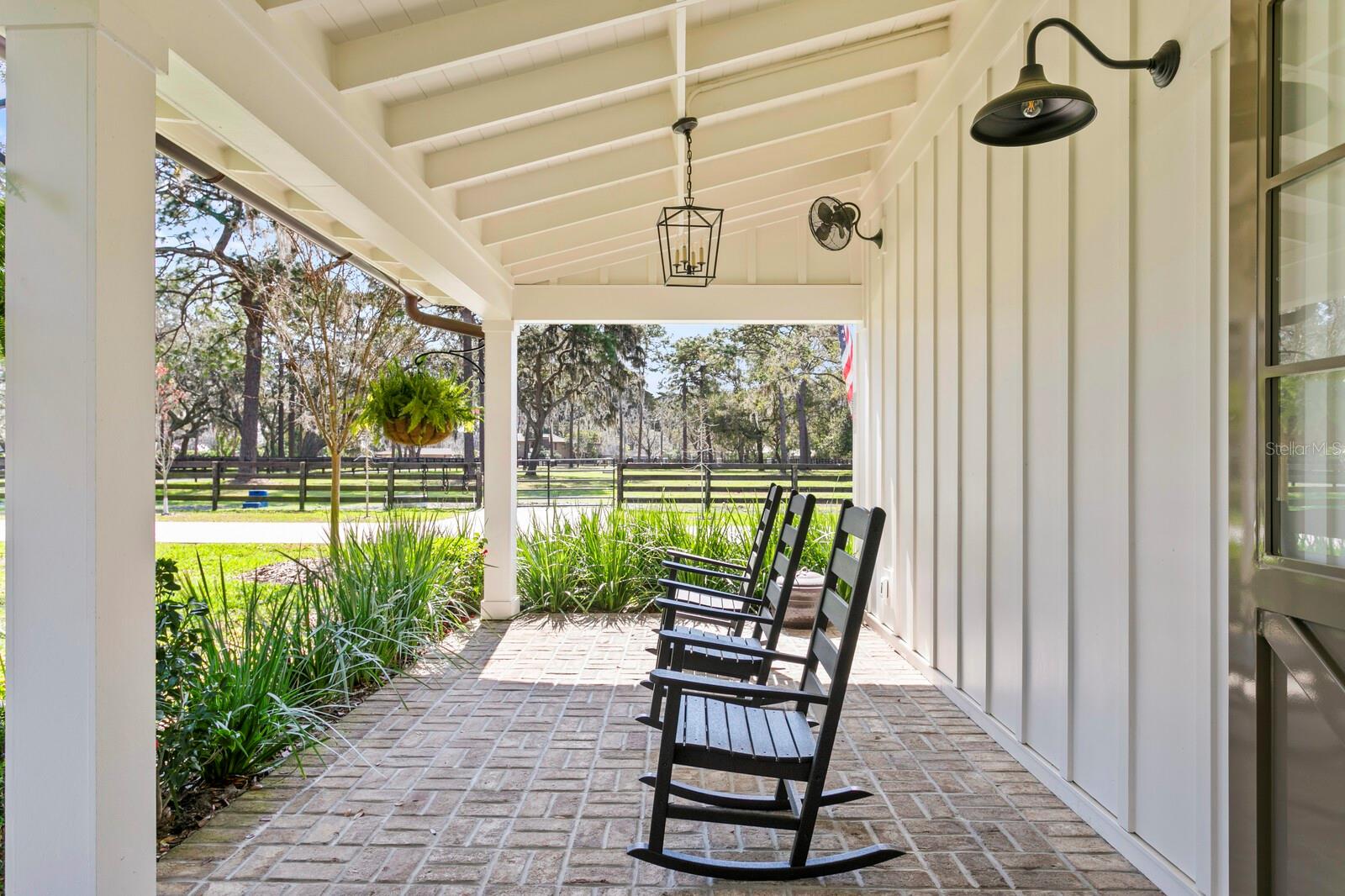 10101 TARPON SPRINGS RD