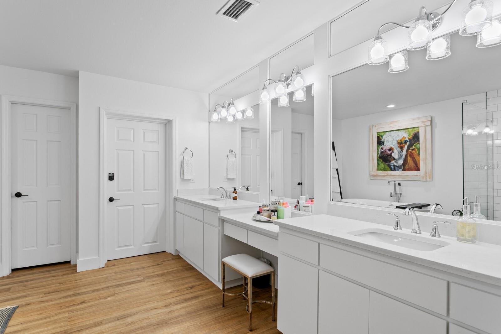 10101 TARPON SPRINGS RD