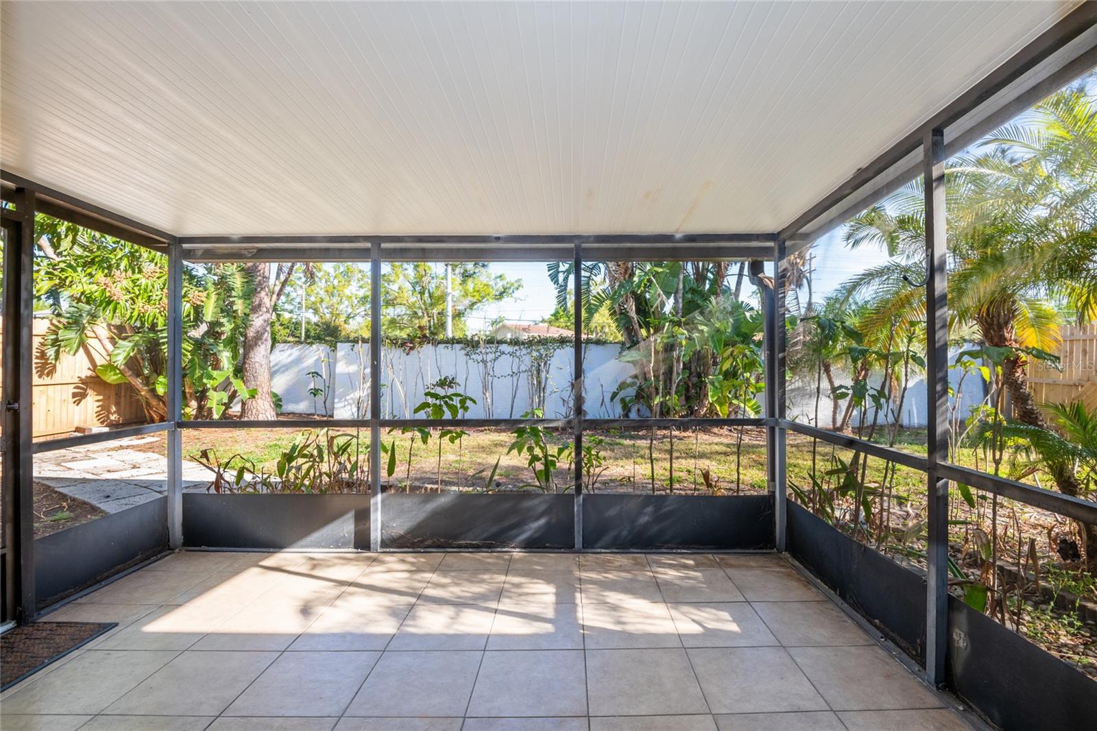 4944 CYPRESS TRACE DR