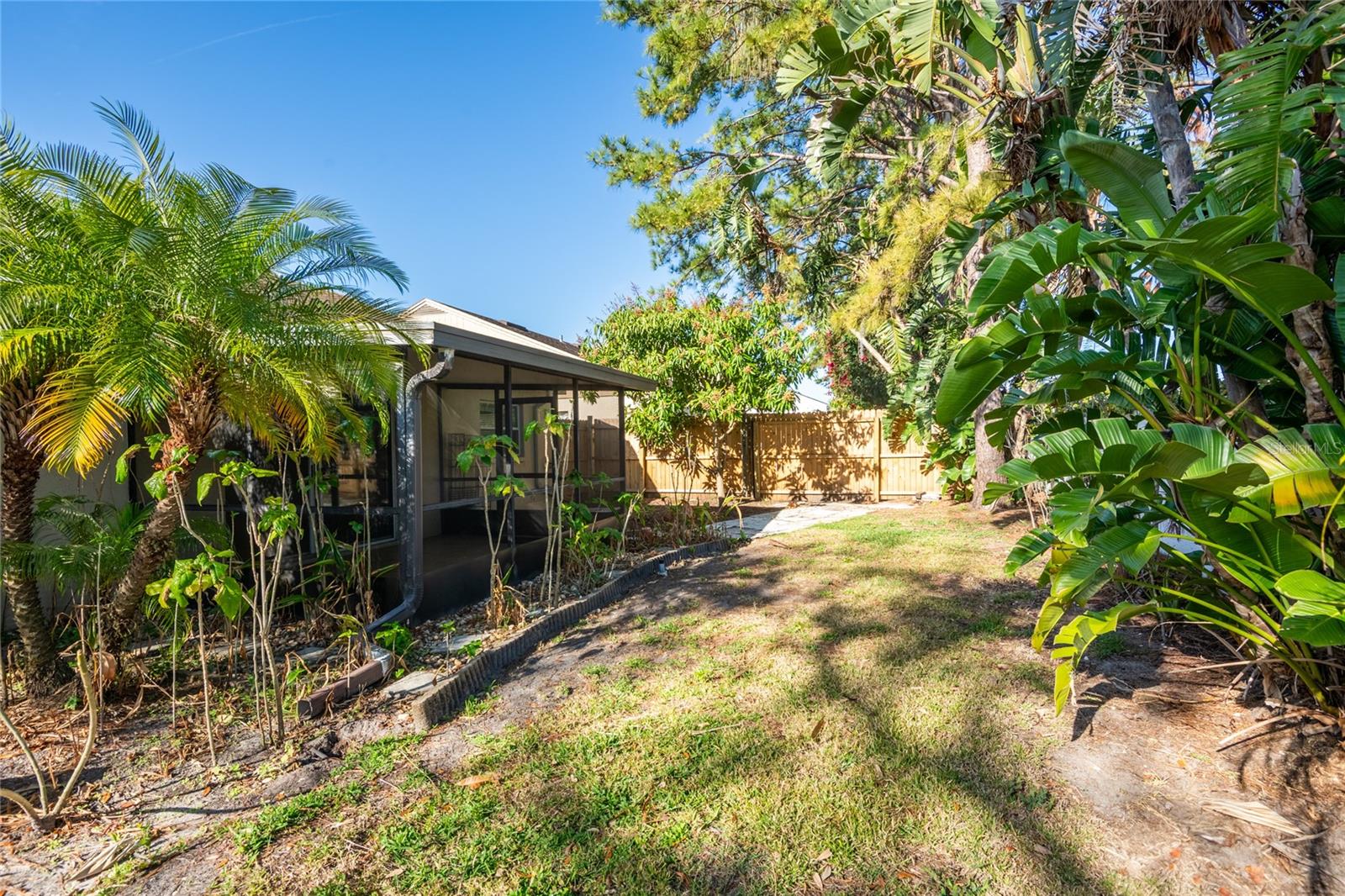 4944 CYPRESS TRACE DR