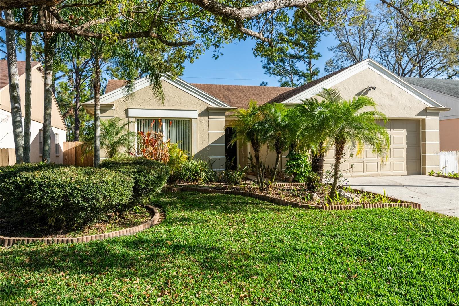 4944 CYPRESS TRACE DR