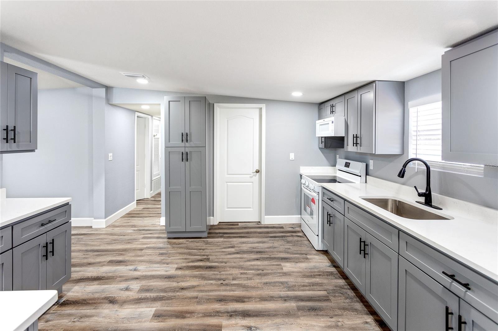 1170 SADDLEWOOD BLVD