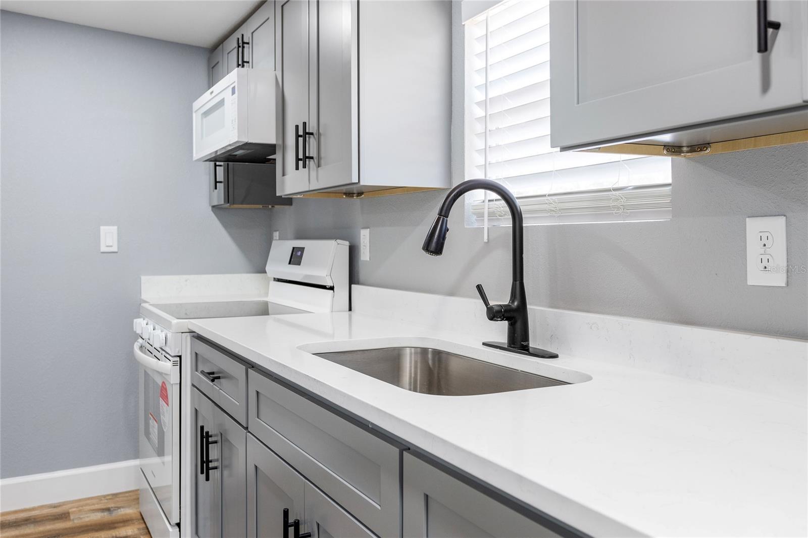 1170 SADDLEWOOD BLVD