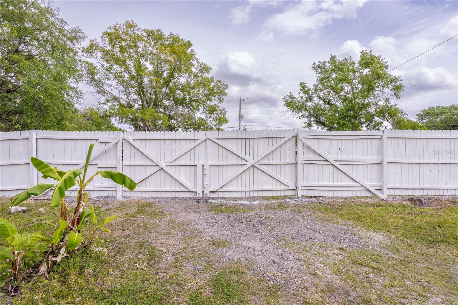 1170 SADDLEWOOD BLVD