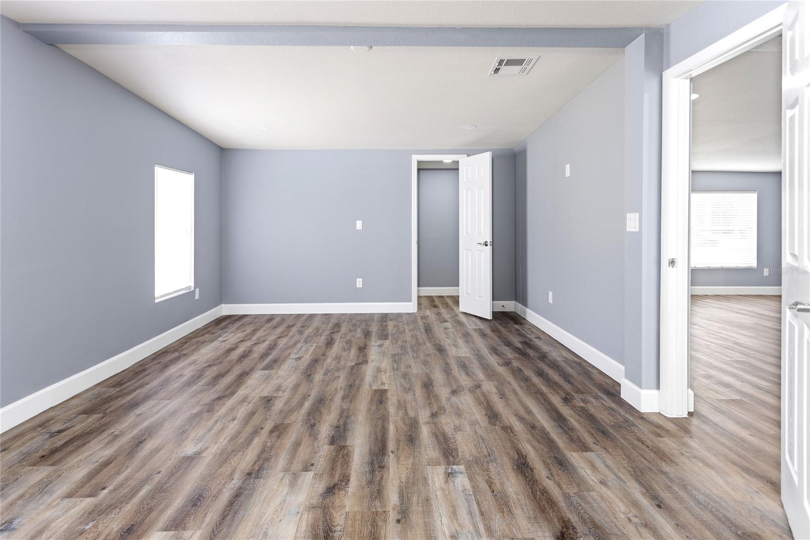 1170 SADDLEWOOD BLVD