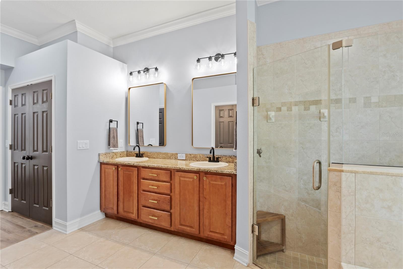 122 FALLING WATER DR