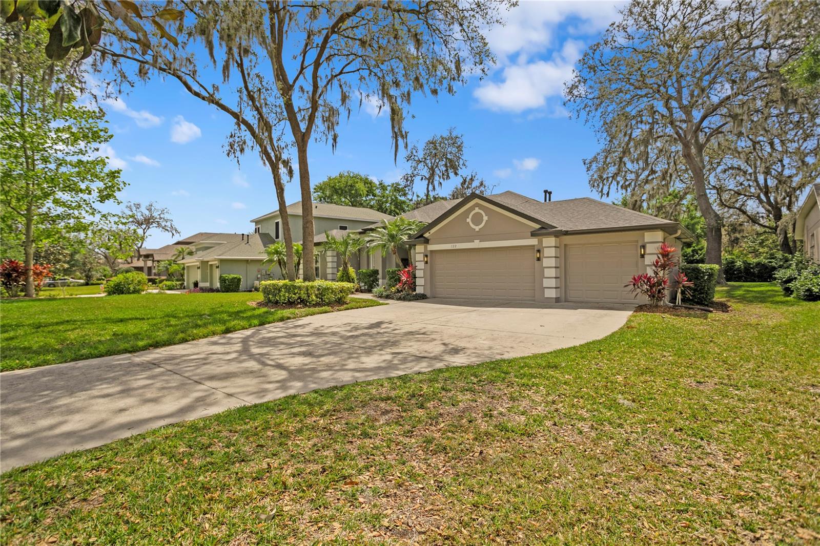 122 FALLING WATER DR