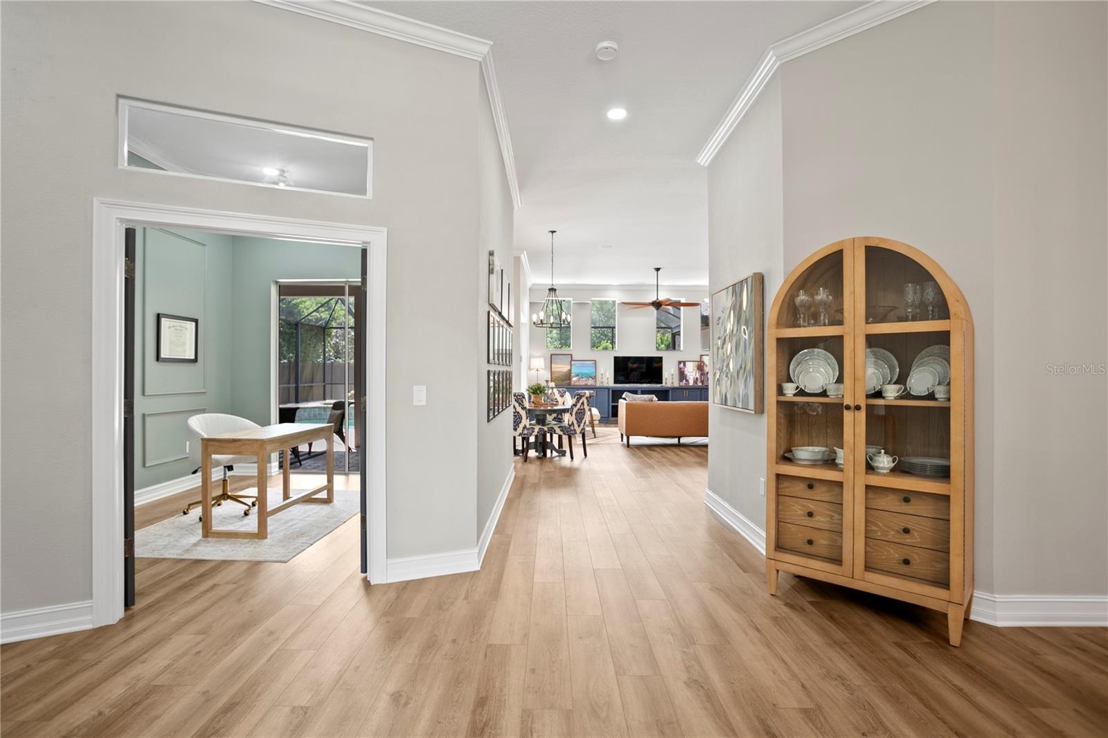 122 FALLING WATER DR