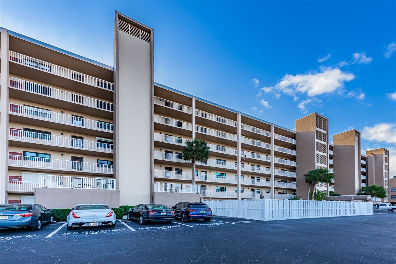 18650 GULF BLVD #601