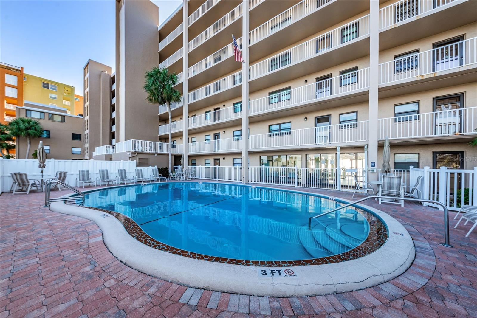 18650 GULF BLVD #601