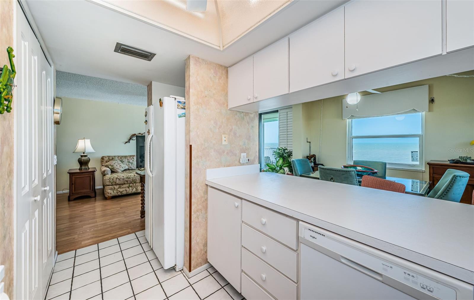 18650 GULF BLVD #601