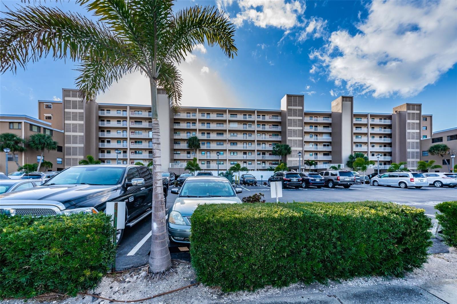 18650 GULF BLVD #601