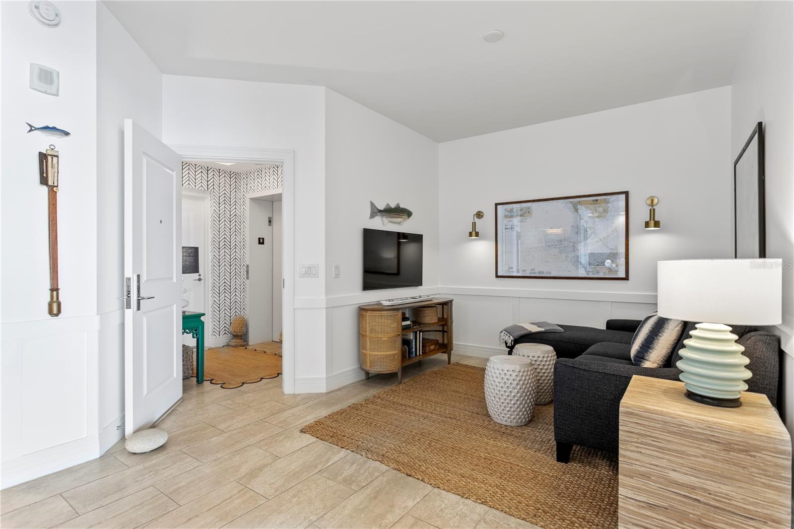 1325 SNELL ISLE BLVD NE #911