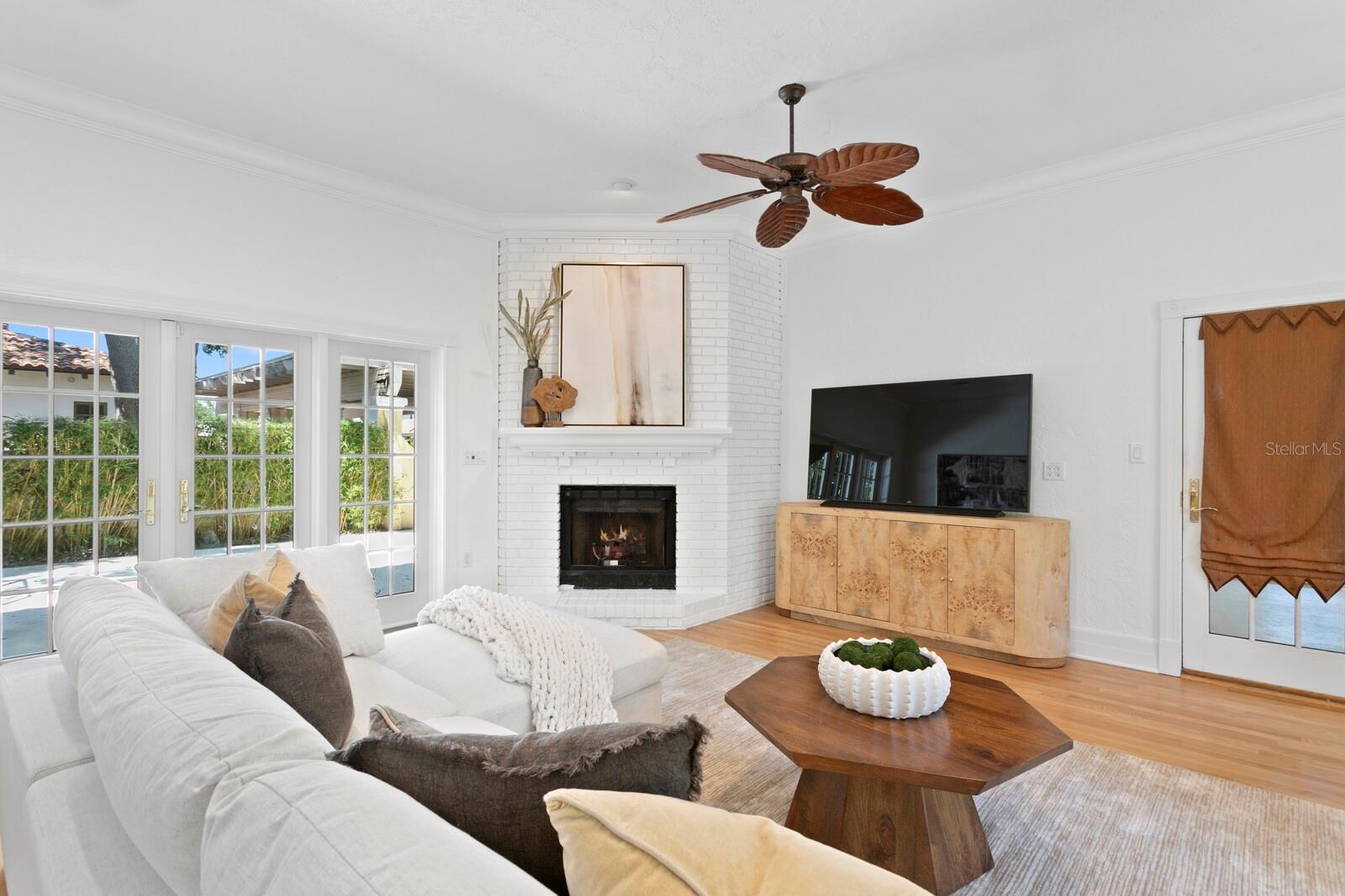 321 BRIGHTWATERS BLVD NE