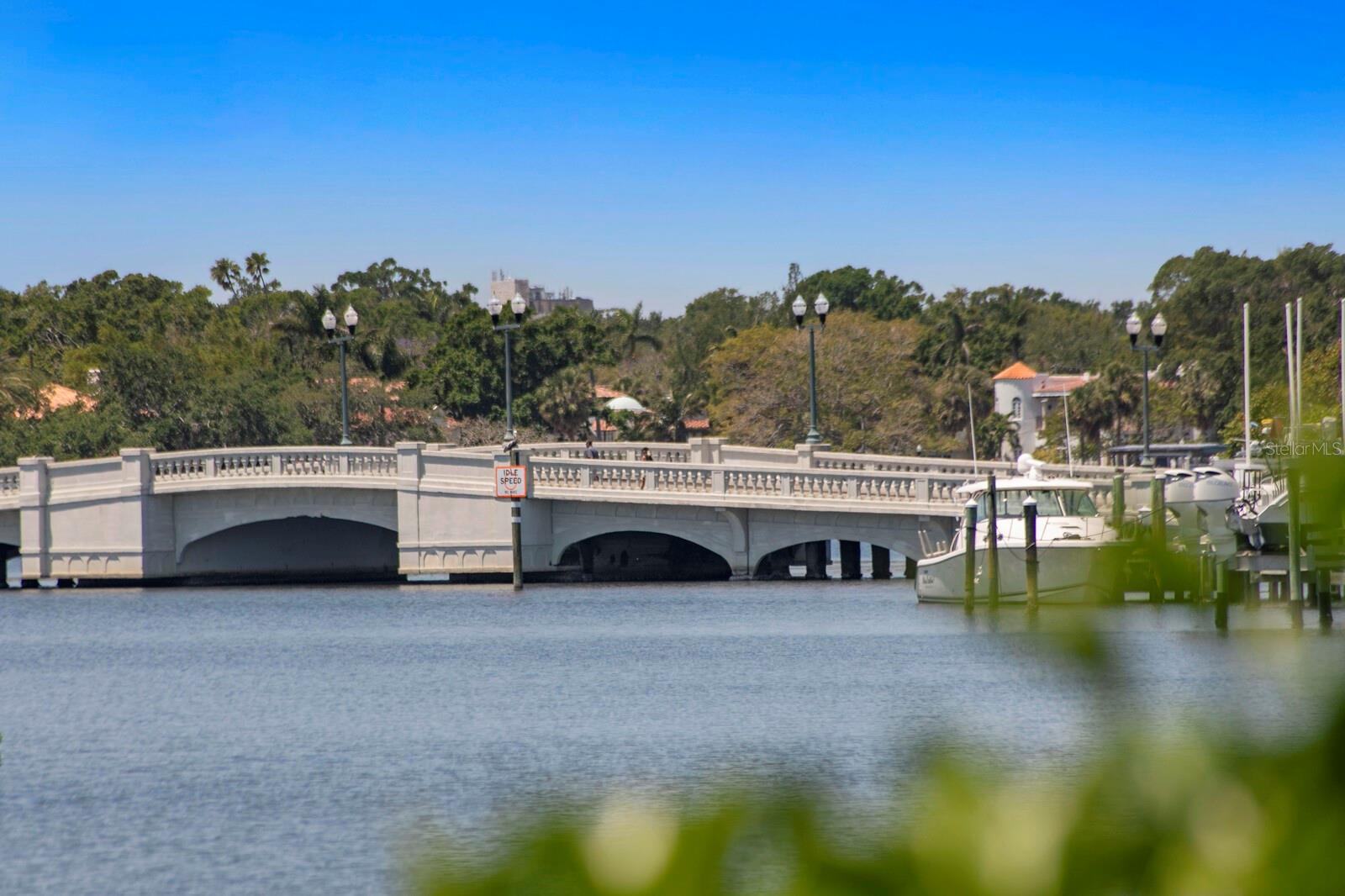 321 BRIGHTWATERS BLVD NE