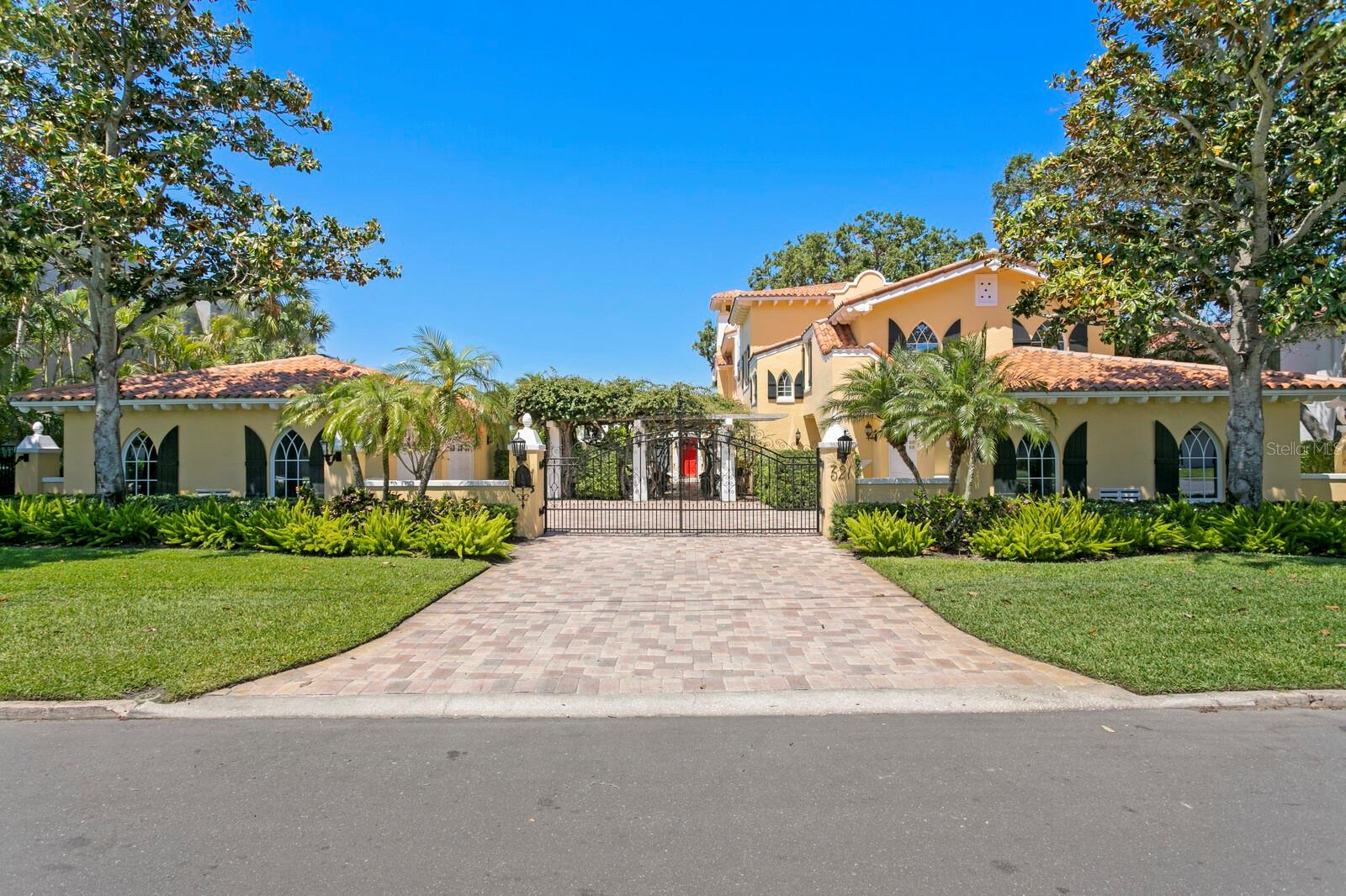 321 BRIGHTWATERS BLVD NE