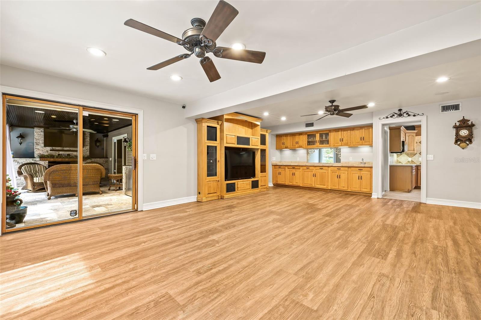 11804 CARROLLWOOD VILLAGE CV