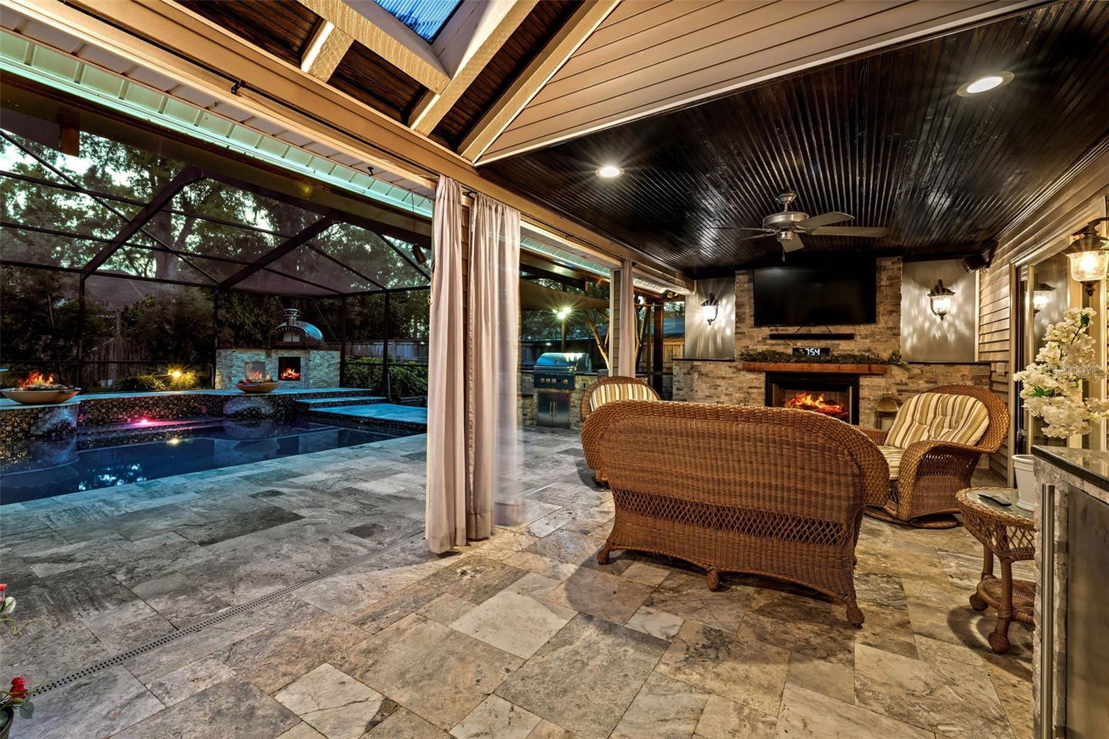 11804 CARROLLWOOD VILLAGE CV