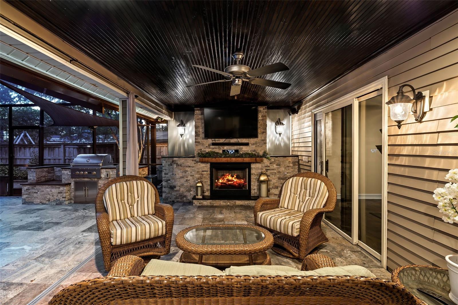 11804 CARROLLWOOD VILLAGE CV