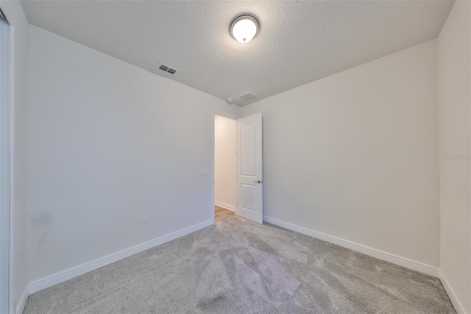 36959 HIGHLAND MEADOWS CT