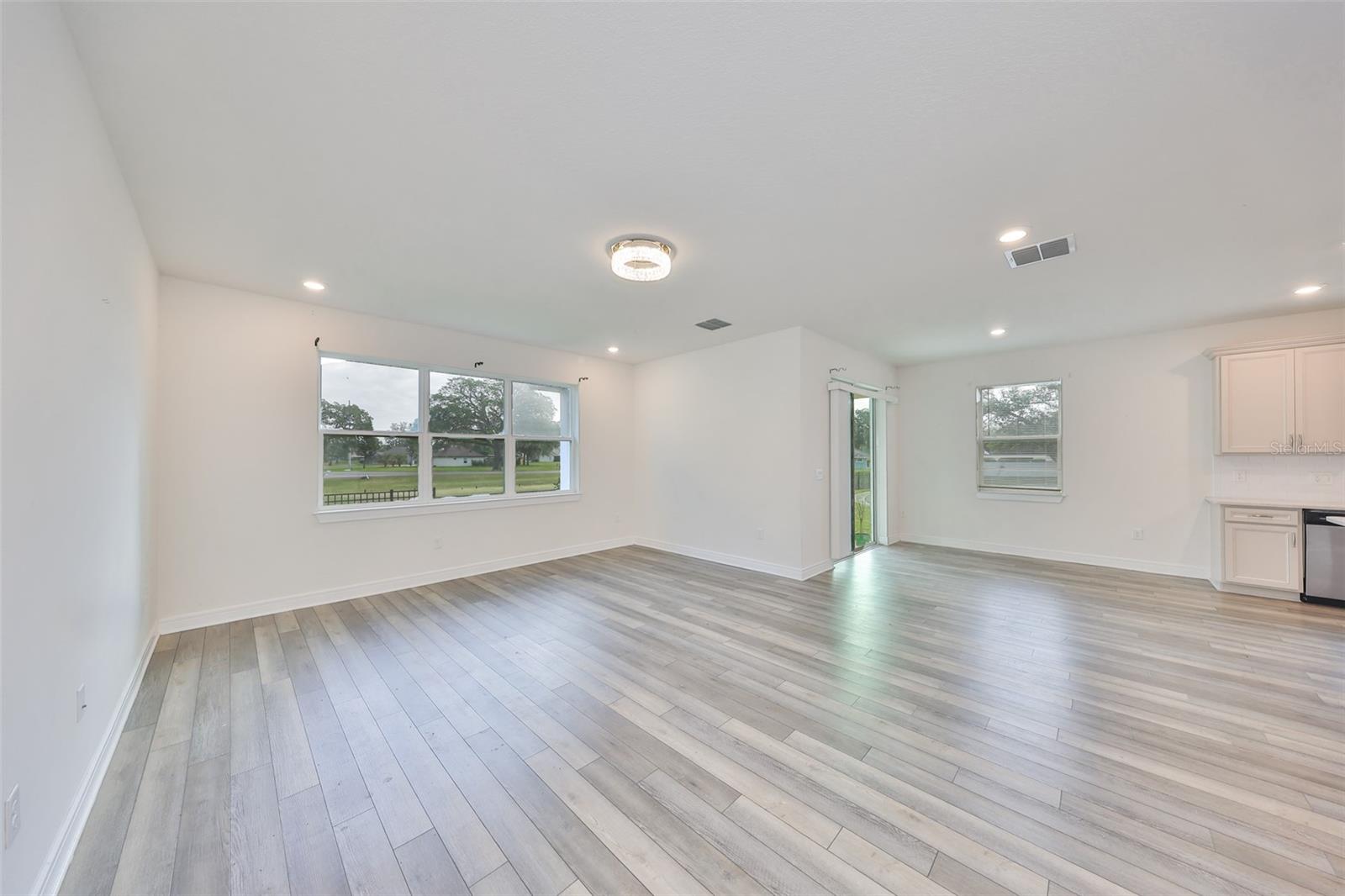 36959 HIGHLAND MEADOWS CT