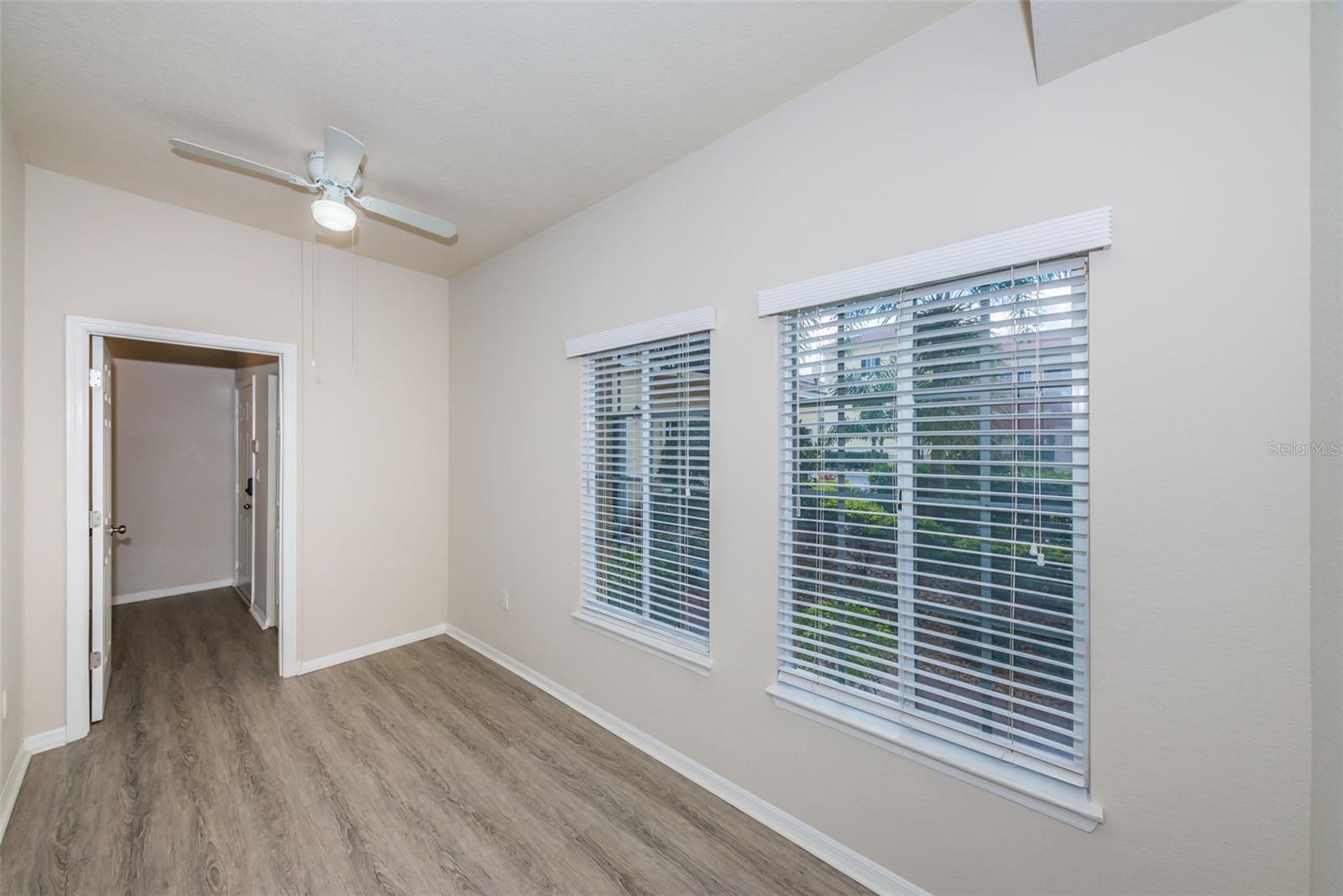 5215 BEACH BREEZE CT #5215