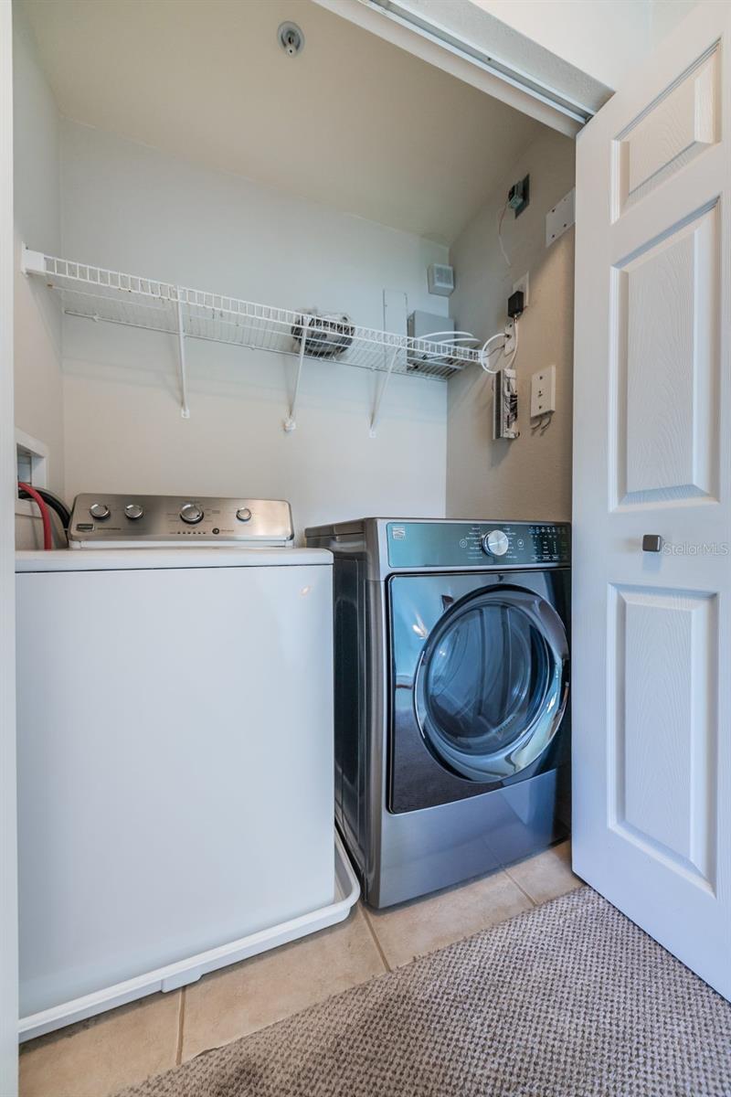 5215 BEACH BREEZE CT #5215