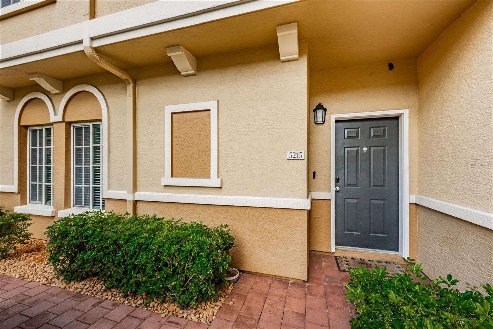 5215 BEACH BREEZE CT #5215